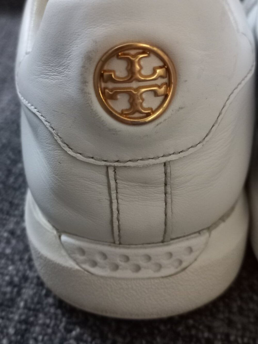 TORY BURCH  9.5M Howell Court Low Top Lace Up Sneaker In Titanium White - Picture 6 of 16